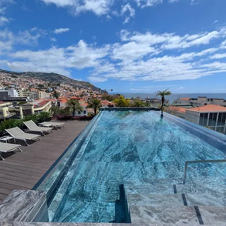 Lägenhet Savoy Loft - Style And Sophistication Funchal (Madeira)